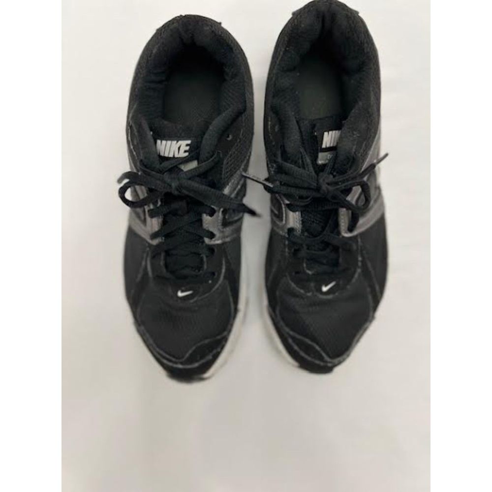 Nike Dart 9 Black Gray White Running Shoes Size 8.5